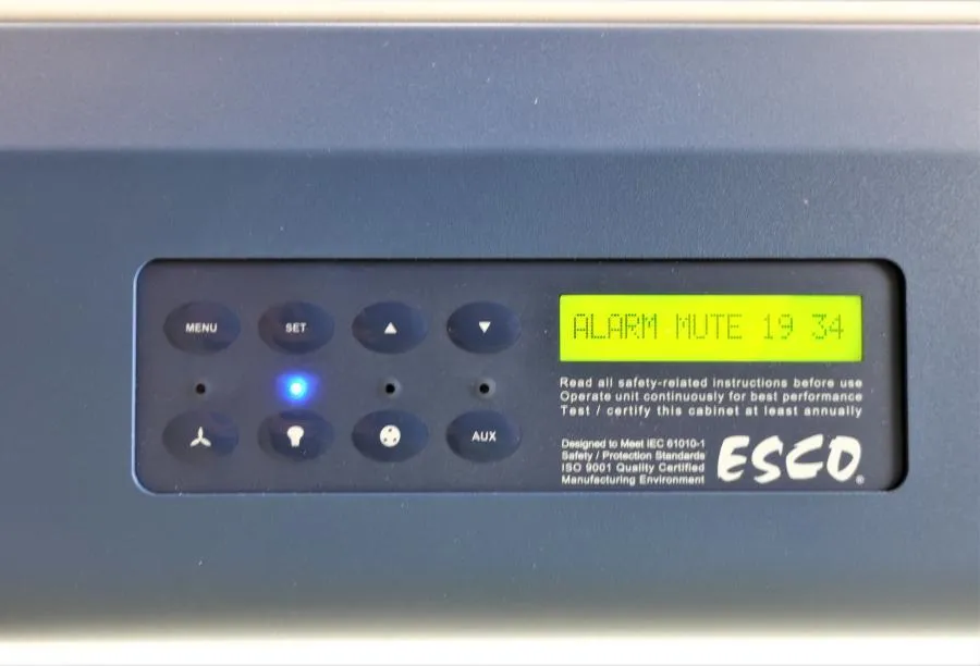 Esco Ductless Fume Hood ADC-5B1 5ft wide 230V 50Hz As-is, CLEARANCE!