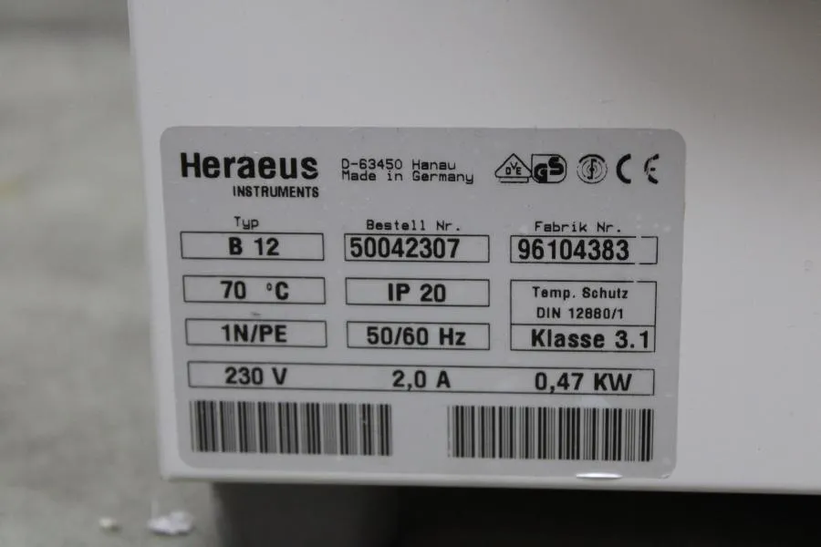 Heraeus Incubator B12-50042307 1 Shelf Capacity 131L EU PLUG Cat No:NG-200-020N