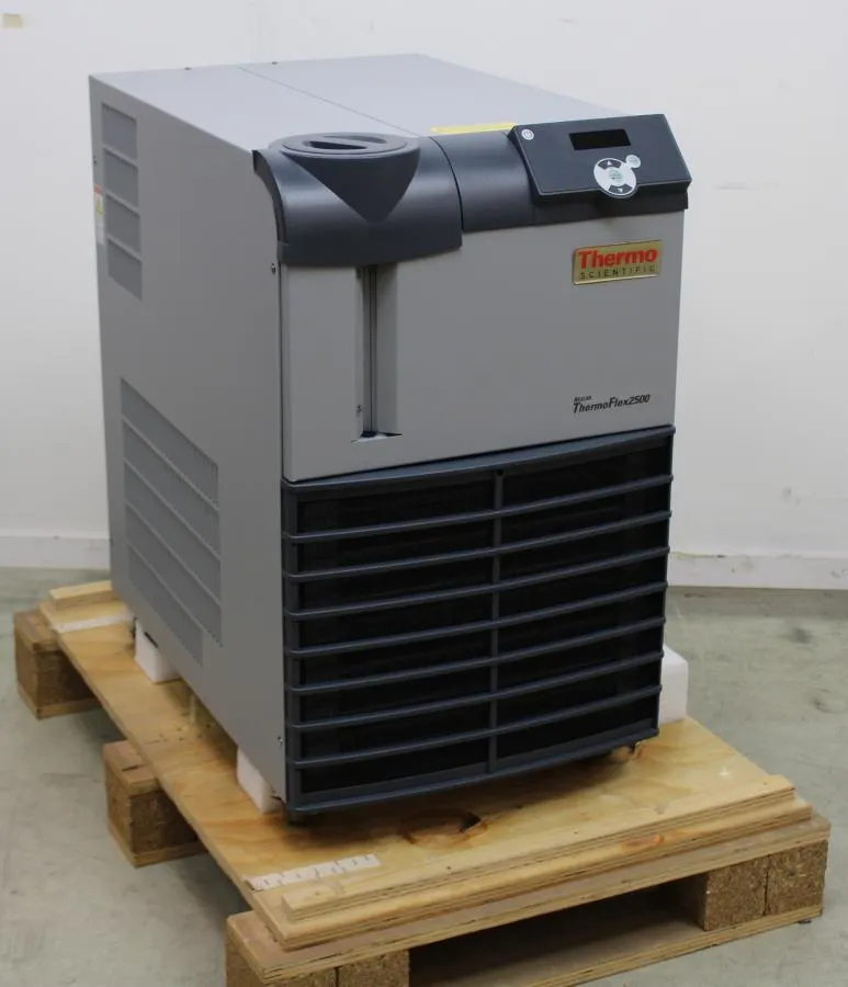 ThermoFlex 2500 BOM:121121010000003  Recirculating As-is, CLEARANCE!